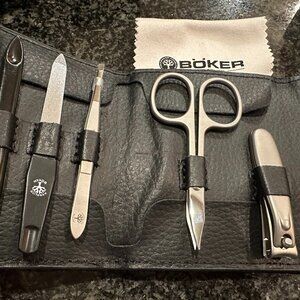 NWOT Boker Arbolito  5- piece Classic Manicure set - Black Leather